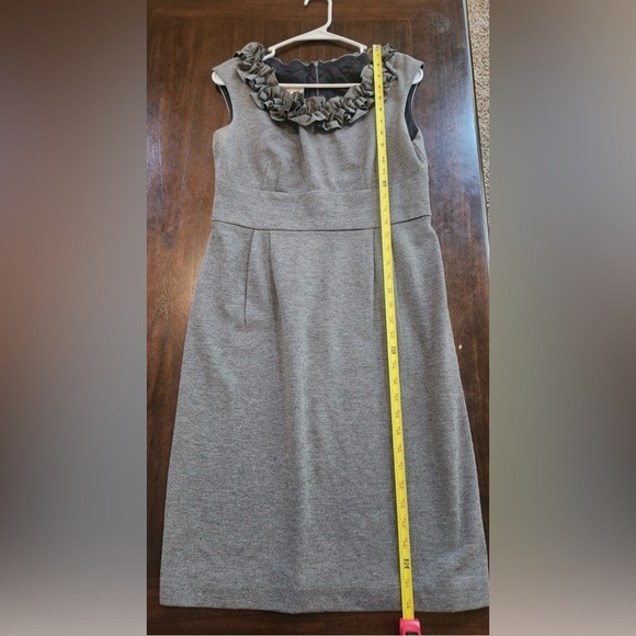 London Times Charcoal Sleeveless Midi Dress - Picture 6 of 10
